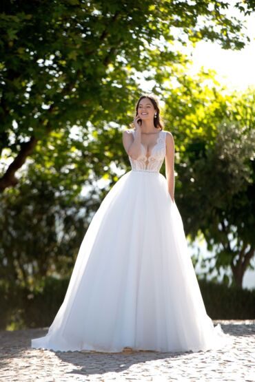 Prinzessin Brautkleid 1805 von A Bela Noiva