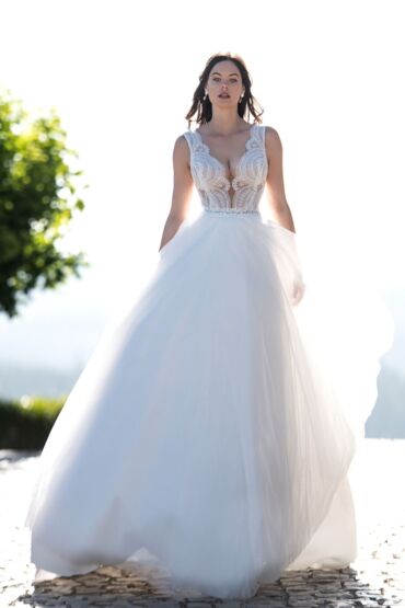 Prinzessin Brautkleid 1805 von A Bela Noiva