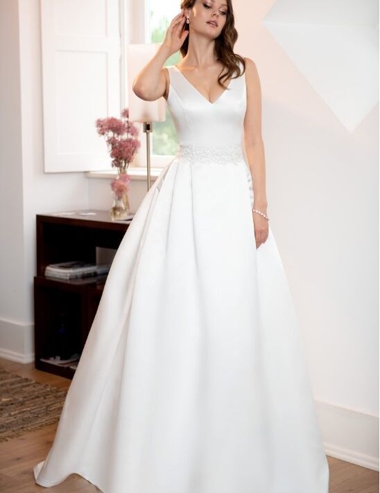 Prinzessin Brautkleid AL44 von A Bela Noiva