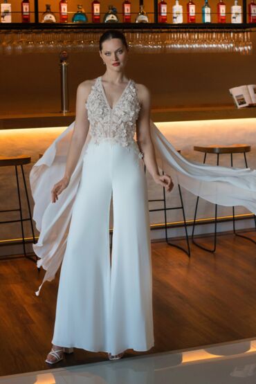 Jumpsuit 10351 von A Bela Noiva