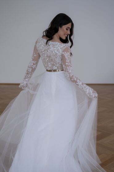 Body Baily von Fan Xia Design